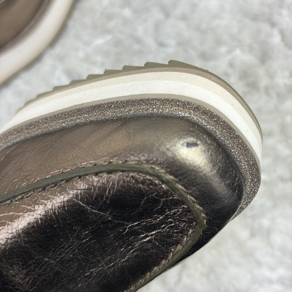 Johnston & Murphy Gracelyn Chain Loafers - Picture 7 of 12